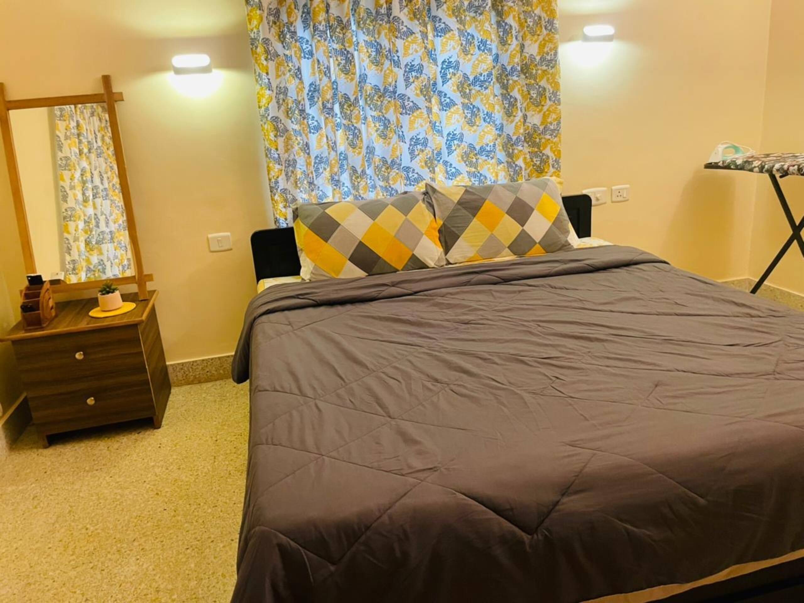 Coastal Paradise~ 3BHK w/Bbq, 3 mins from Beach 29