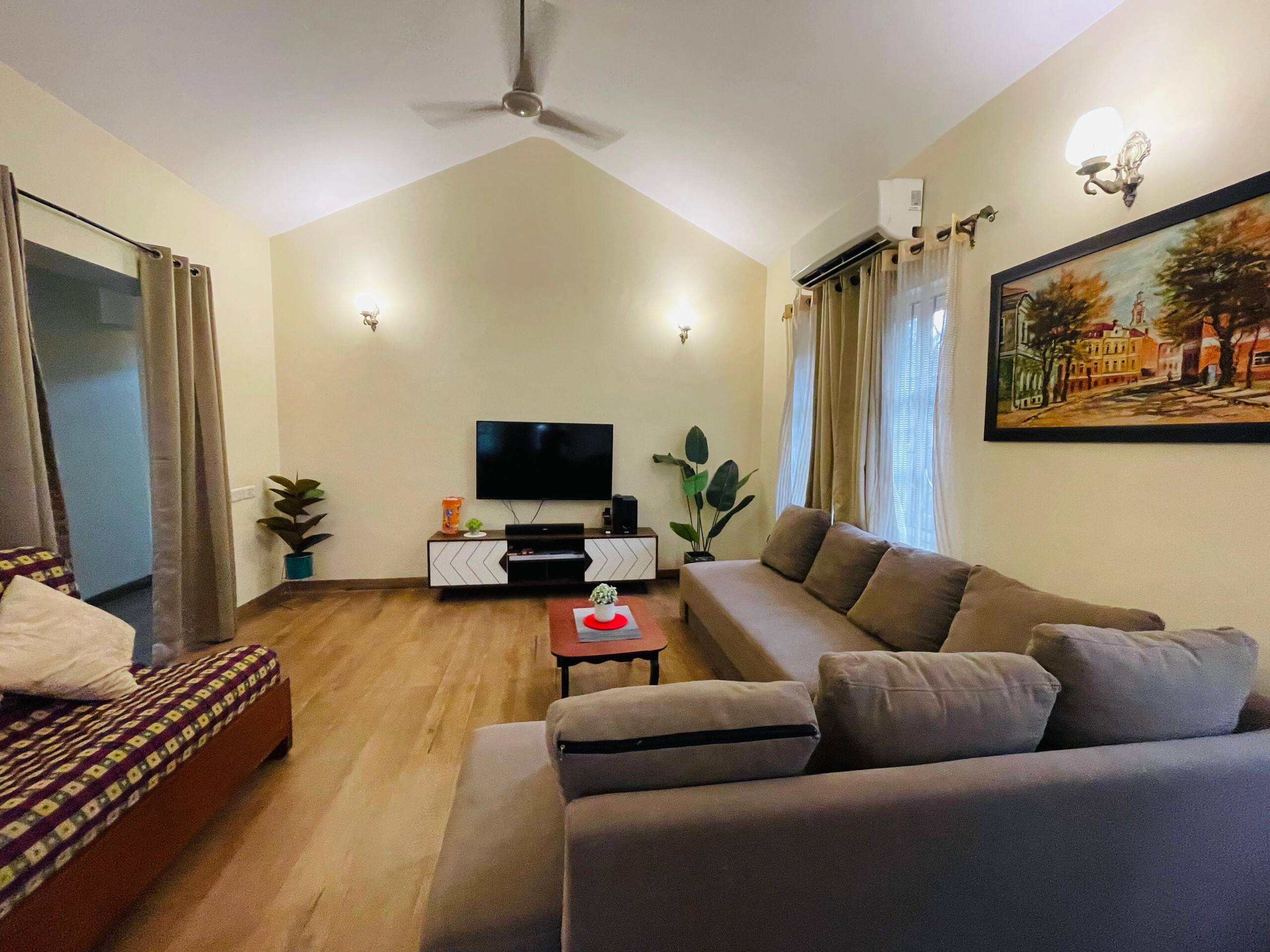 Coastal Paradise~ 3BHK w/Bbq, 3 mins from Beach 9