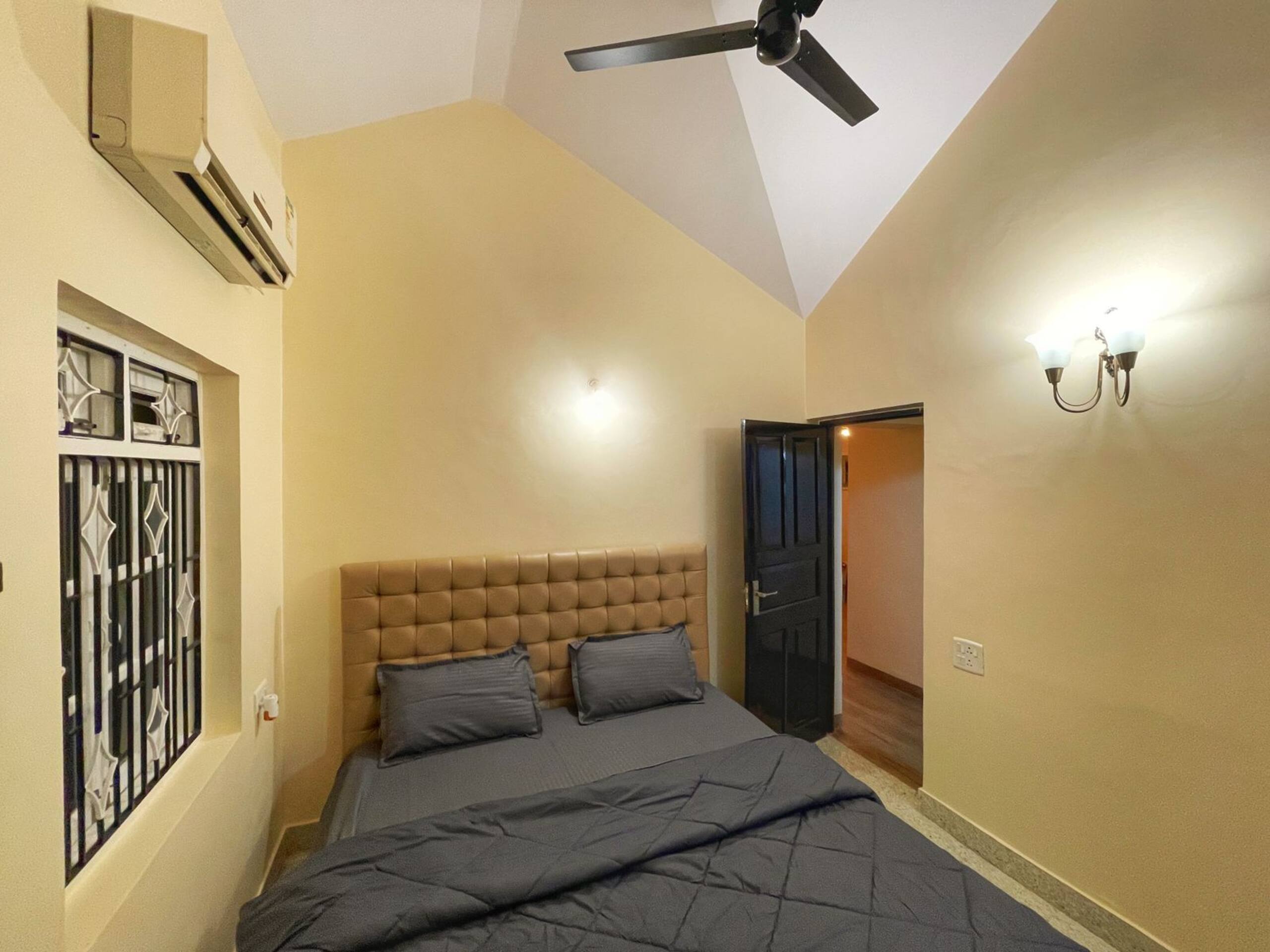 Coastal Paradise~ 3BHK w/Bbq, 3 mins from Beach 25