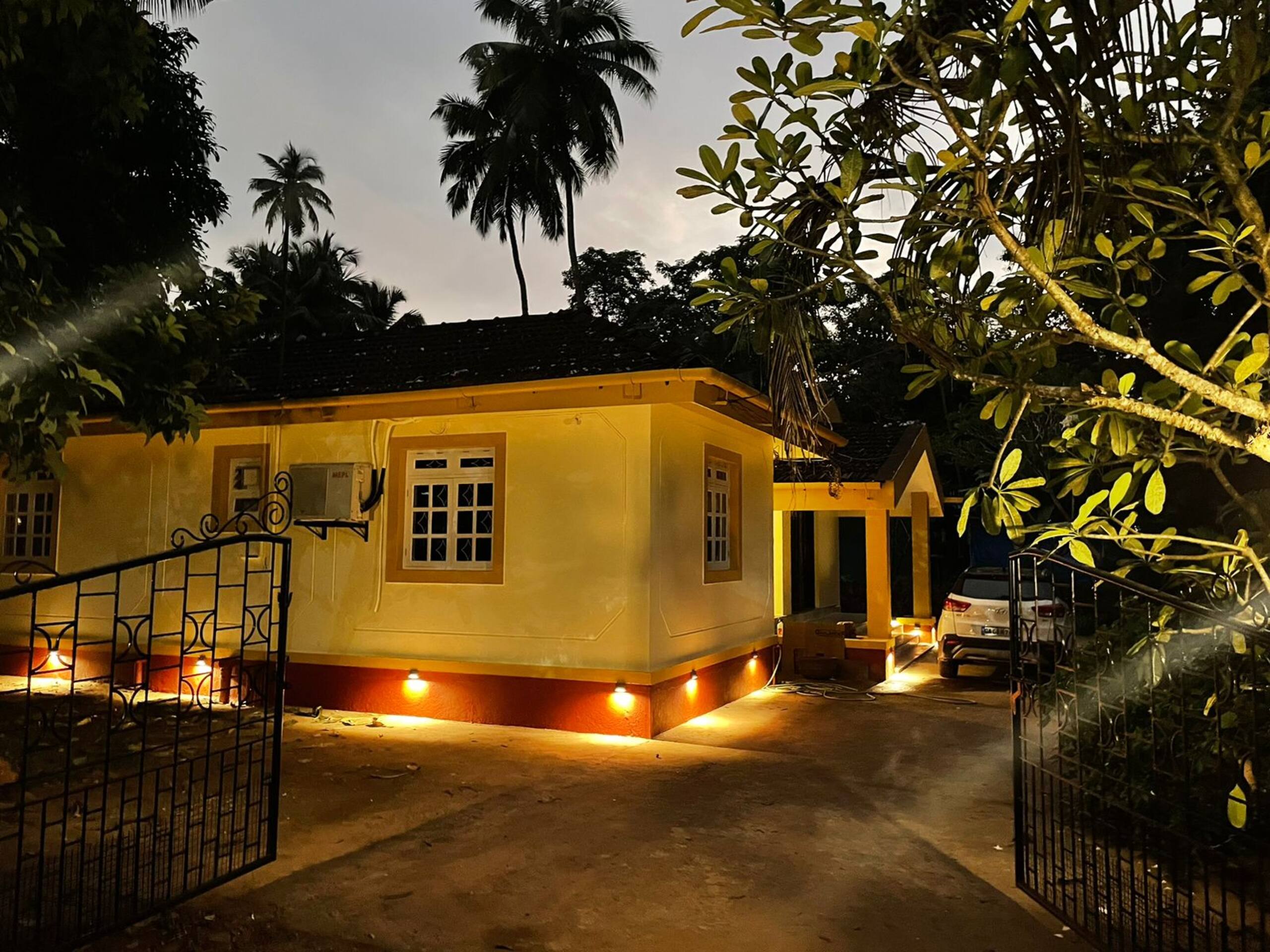 Coastal Paradise~ 3BHK w/Bbq, 3 mins from Beach 3