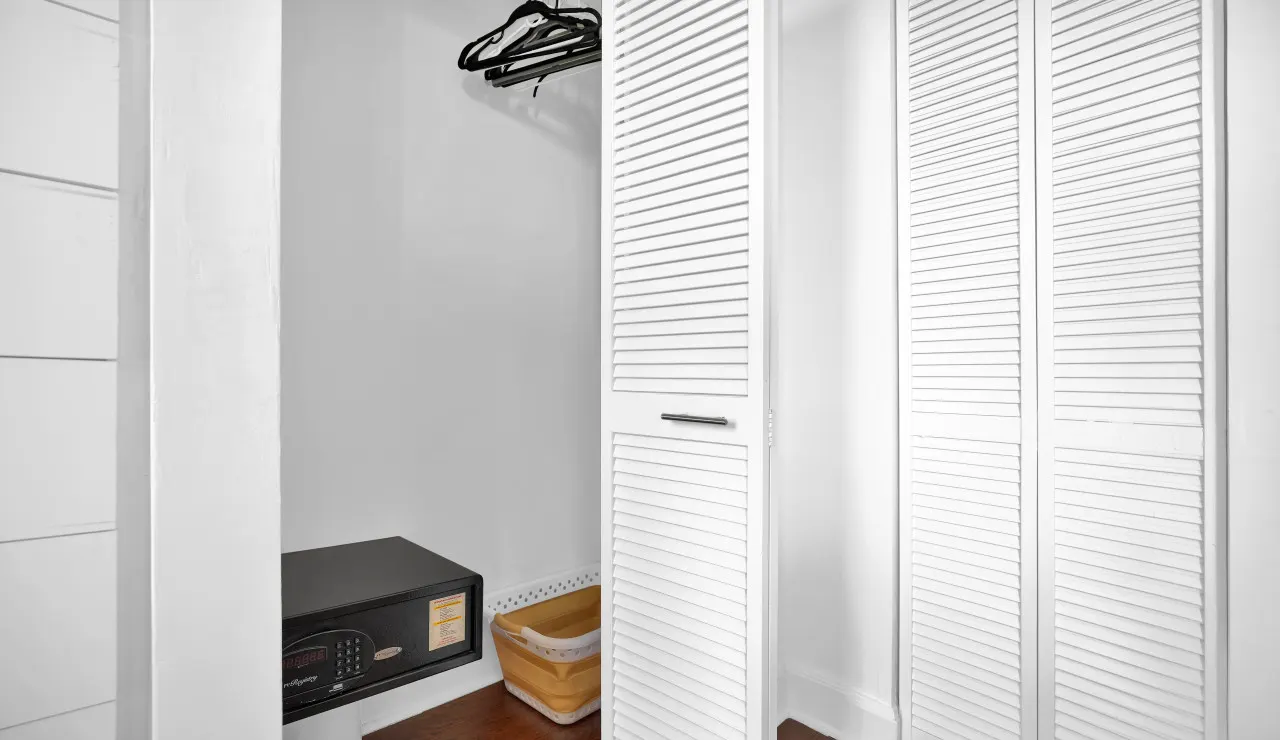 SF Ocean View 2BD/2Bth @ Hotel IN Coconut Grove 14