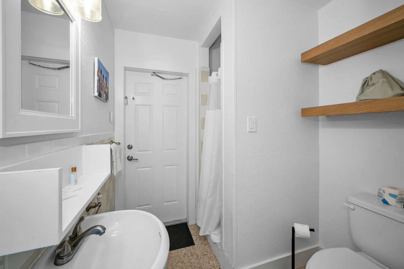 Poolside Suite Double 6