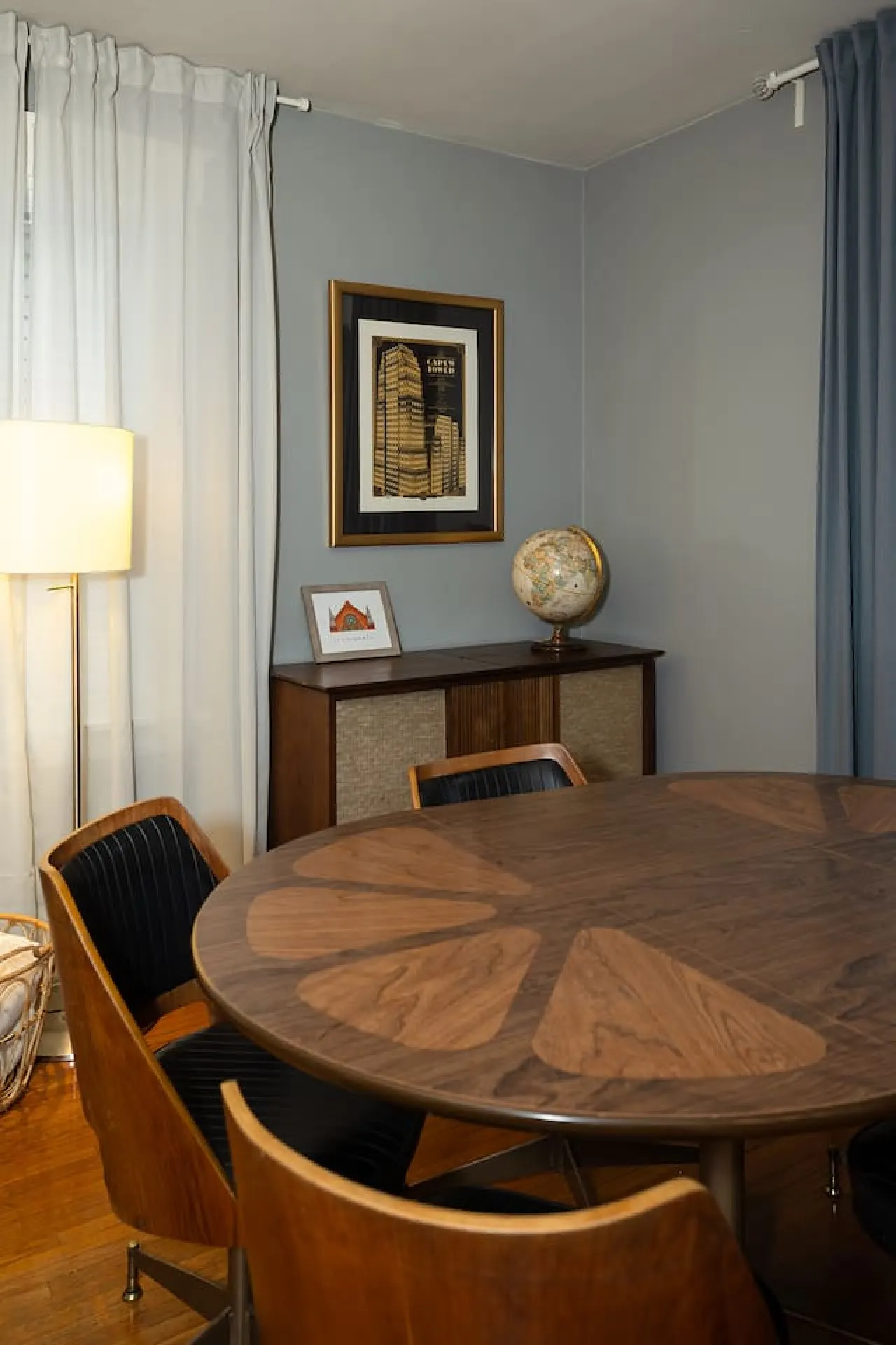 Peaceful, Elegant Midcentury Retreat, Close to All 18