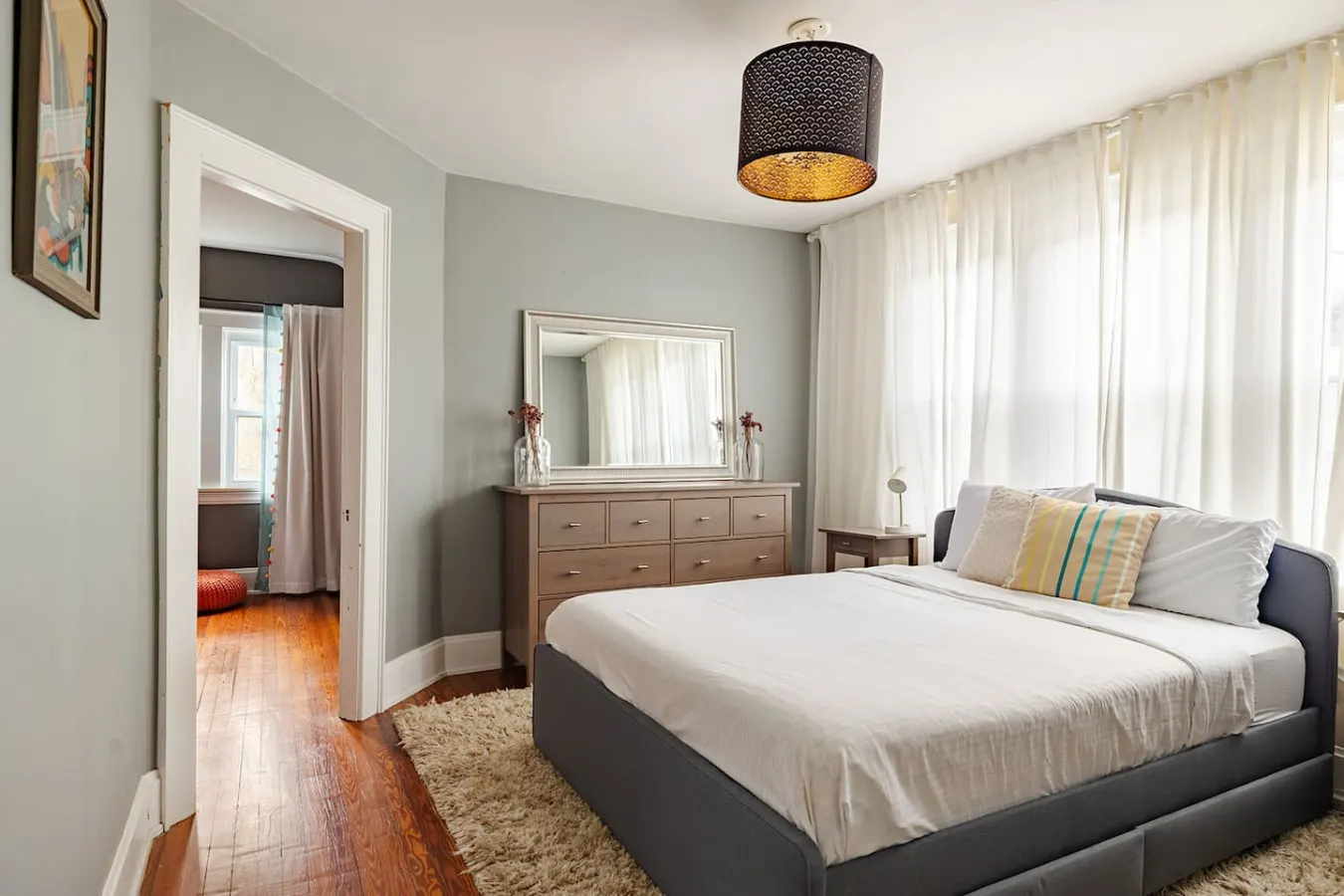 Peaceful, Elegant Midcentury Retreat, Close to All 3