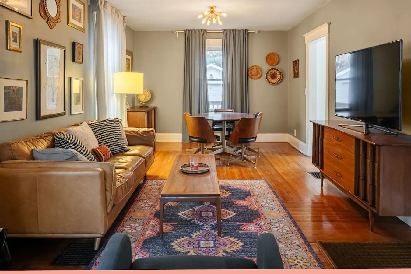 Peaceful, Elegant Midcentury Retreat, Close to All 4