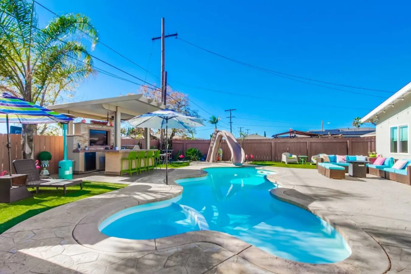 Villa Caribeña -4BR Luxury w/ Heated Pool & Games 8