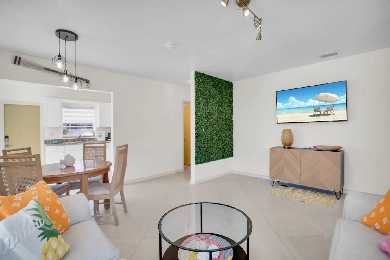 LoKal Rentals 4AB - Paradise villa 10