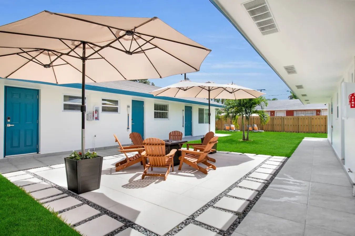 LoKal Rentals 4AB - Paradise villa 3
