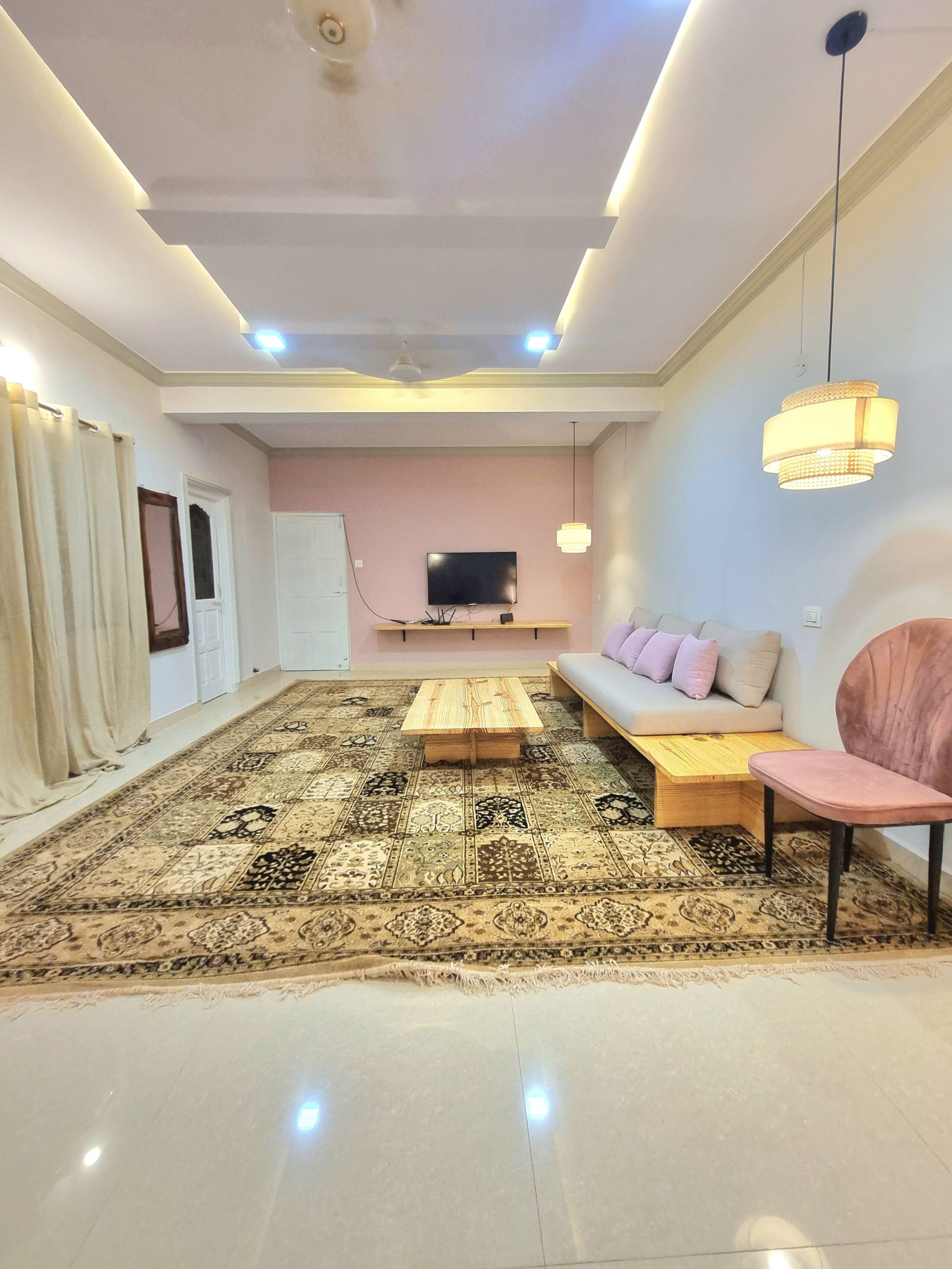 M Pink Palace - BohoBoutique 2BHK 5