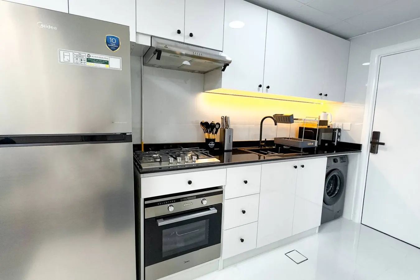 Dubai Marina - Stylish Studio Apartment 11