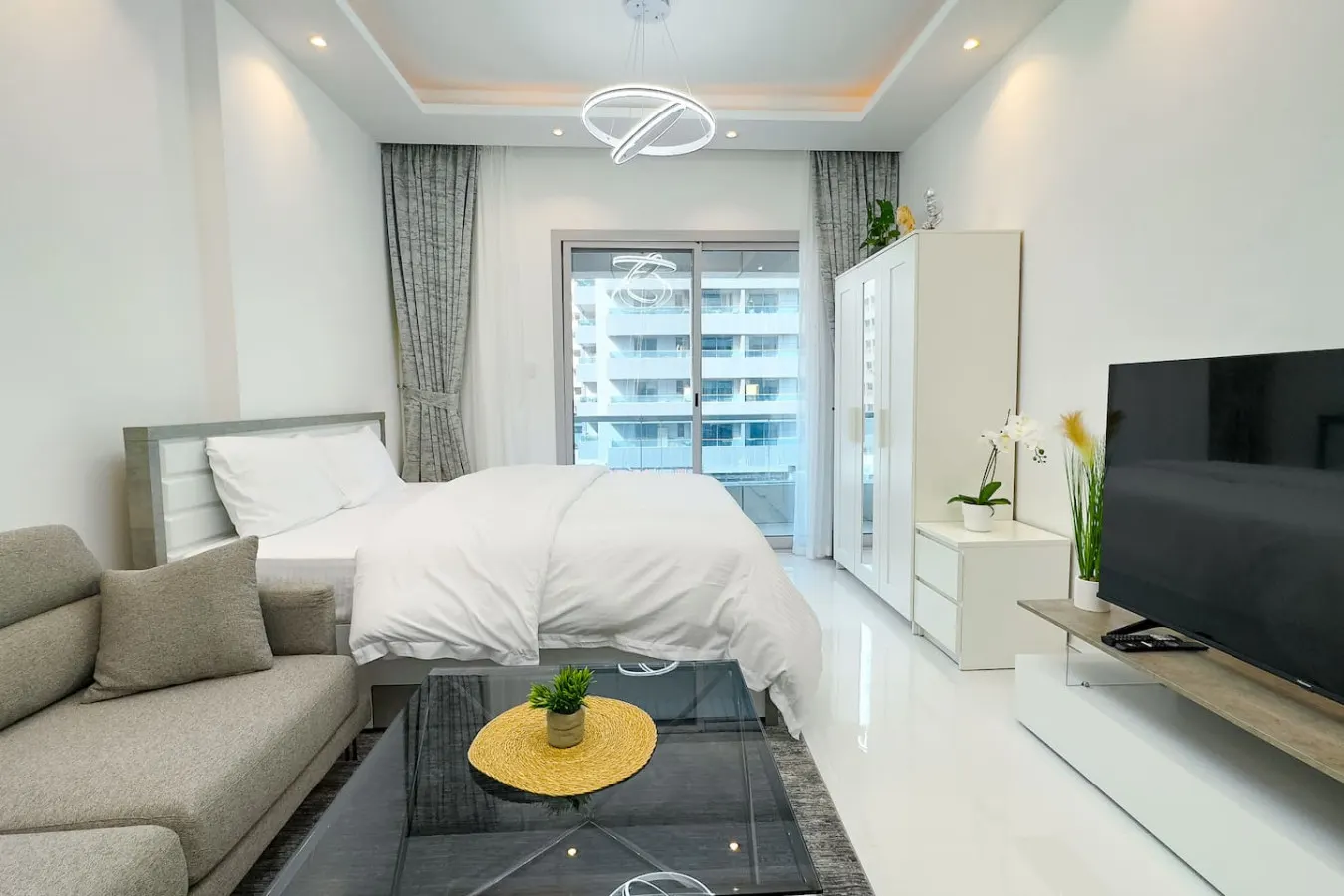 Dubai Marina - Stylish Studio Apartment 4