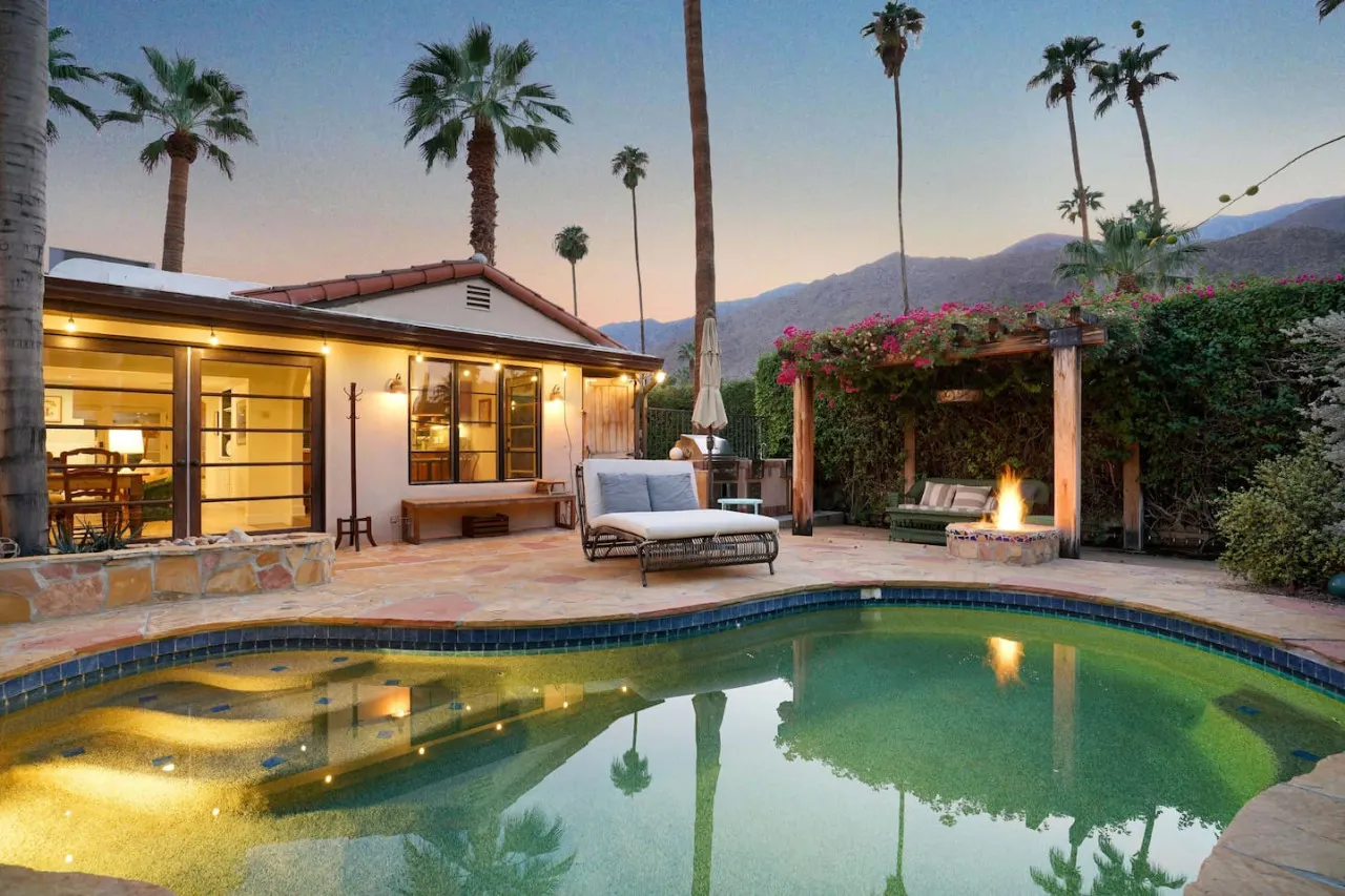 Casa Hokona: Palm Springs, CA