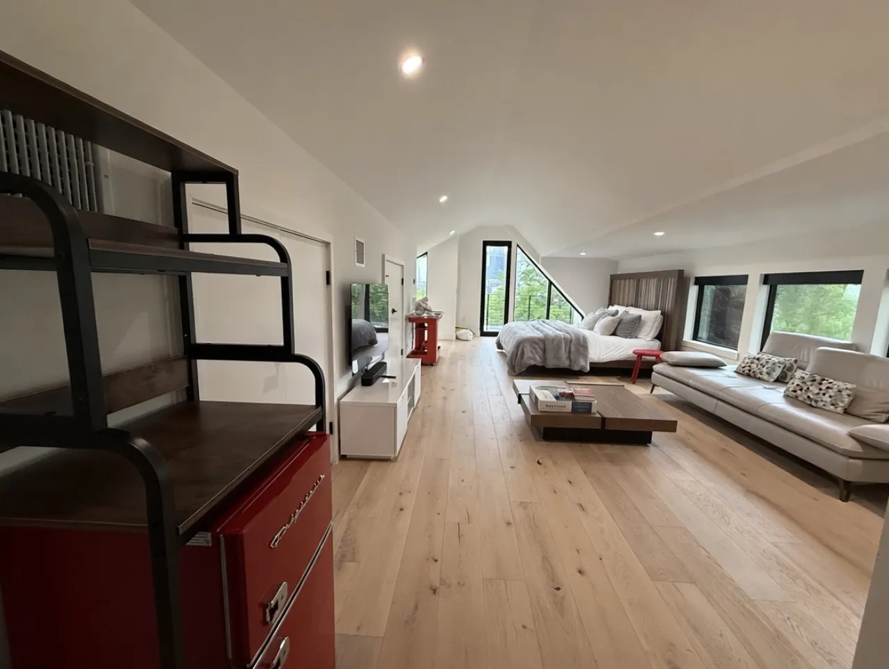 New Build Downtown Views, Pool, Spa & Walkable 19