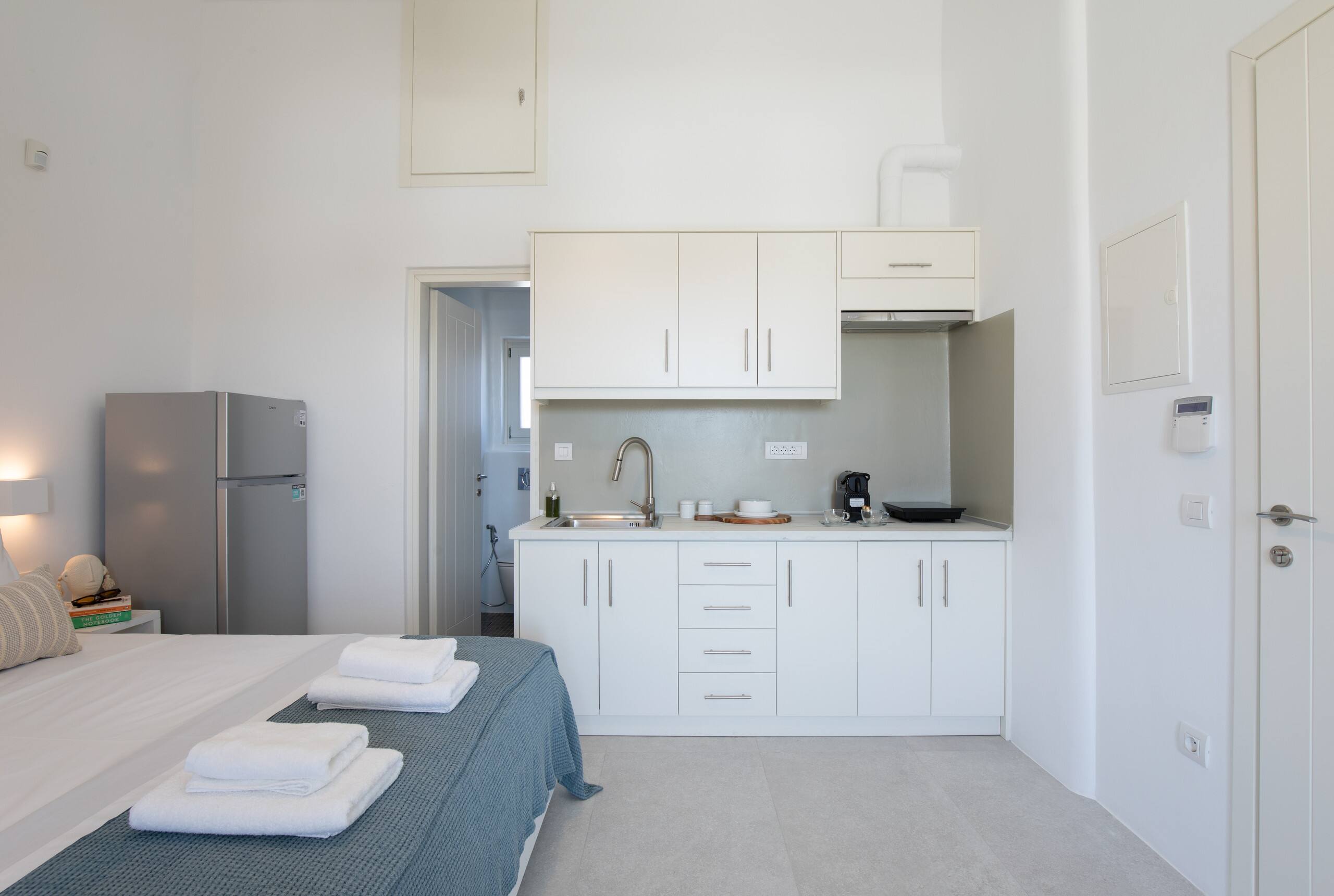 Ventus Studios Ground Floor w shared pool 8