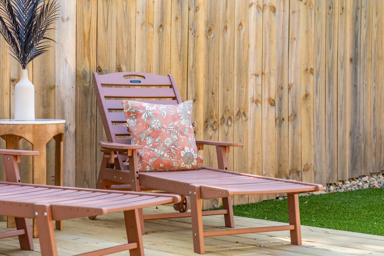 Spa Retreat: Cowboy Pool, Sauna, 5 Min to Broadway 20