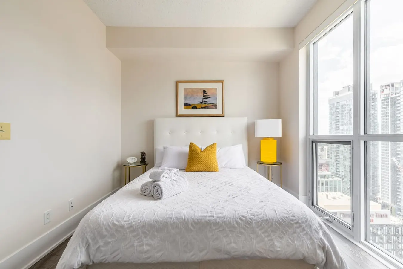 Luxury 1BR Executive Condo Panoramic City Views 14