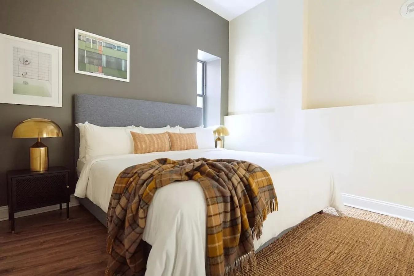 Spacious 2br FIDI District Centrally Located! 3