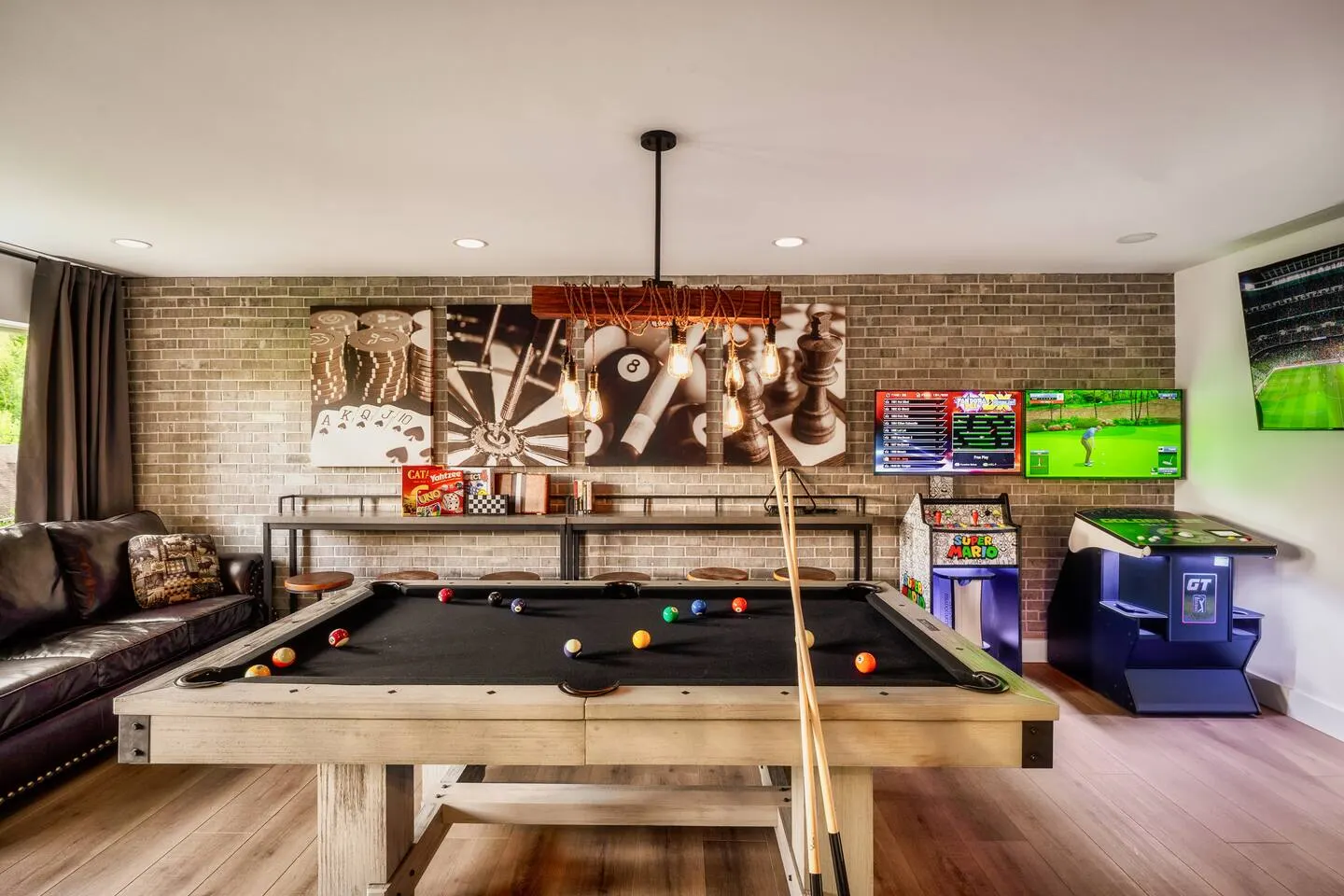 Unbeatable Smoky View| Jacuzzi| Gameroom| Firepits — foto 5