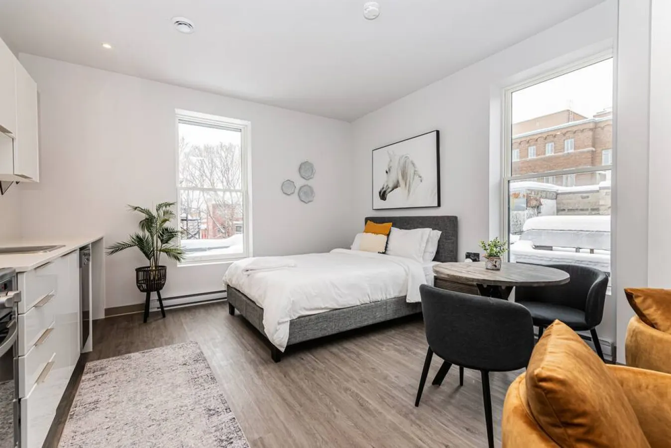 Plateau - Amazing New Apartment Close to Mount Royal - Unit 9 4