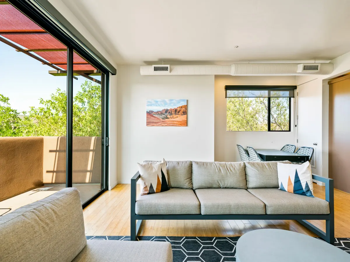 The Crescent Moon Suite 20