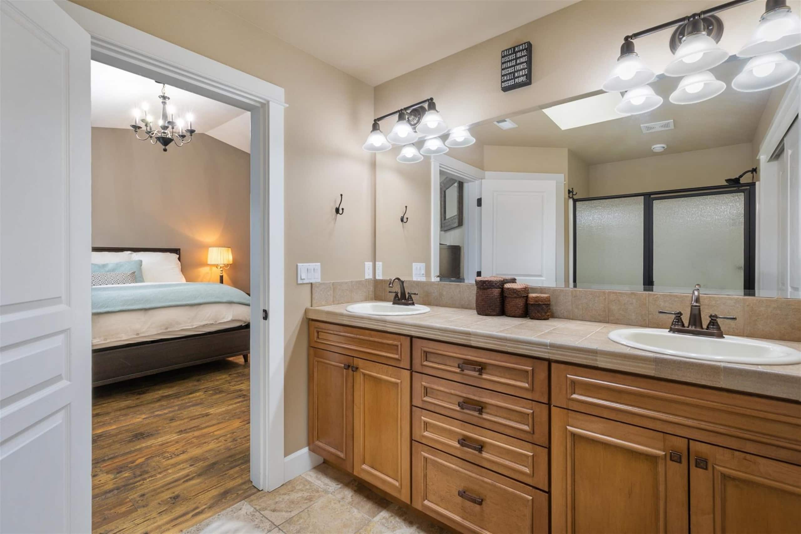 New! River District Stay | Hot Tub | Walk to shops 16