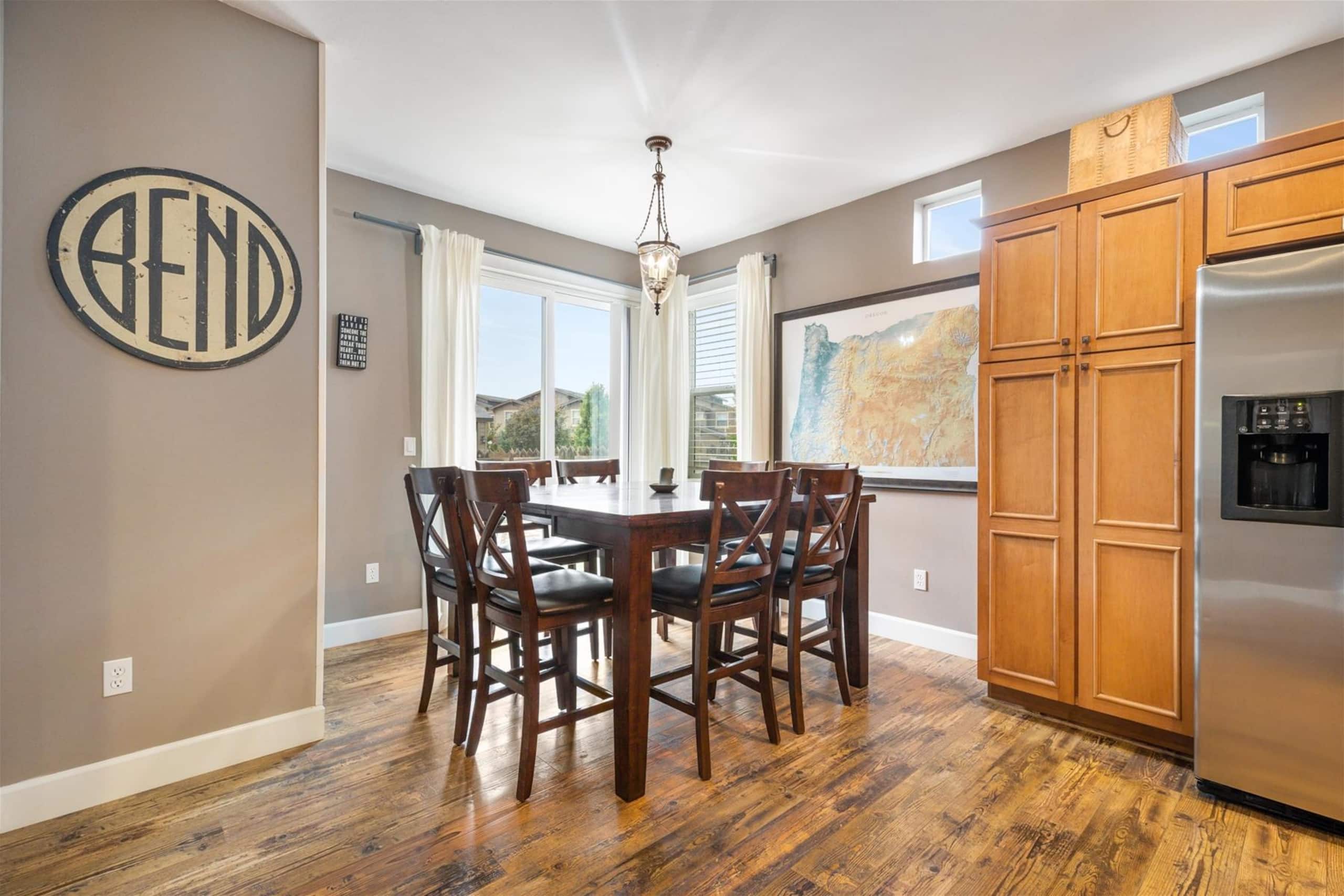 New! River District Stay | Hot Tub | Walk to shops 12