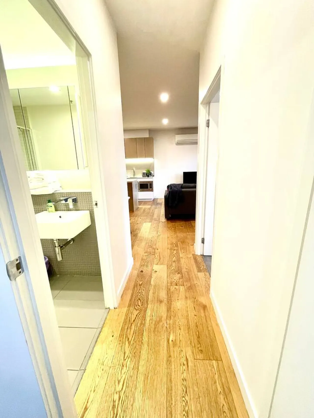 Premium 3BR Apt on Rose Lane CBD 15