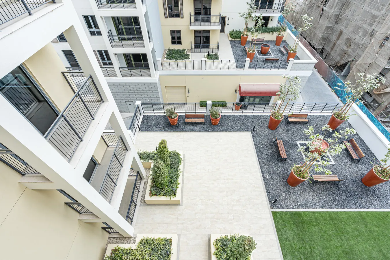 Charming La Mer Home w/ Private Beach & Burj View 19
