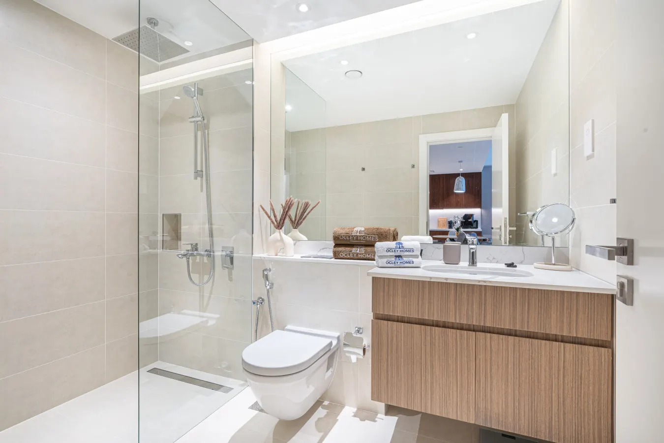 Charming La Mer Home w/ Private Beach & Burj View 7