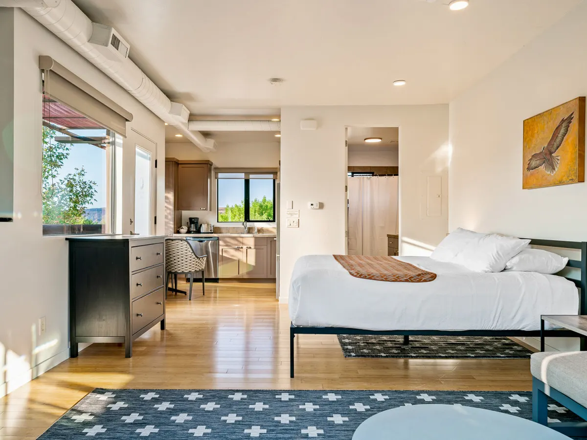 The Nest Suite - Second Floor Studio
