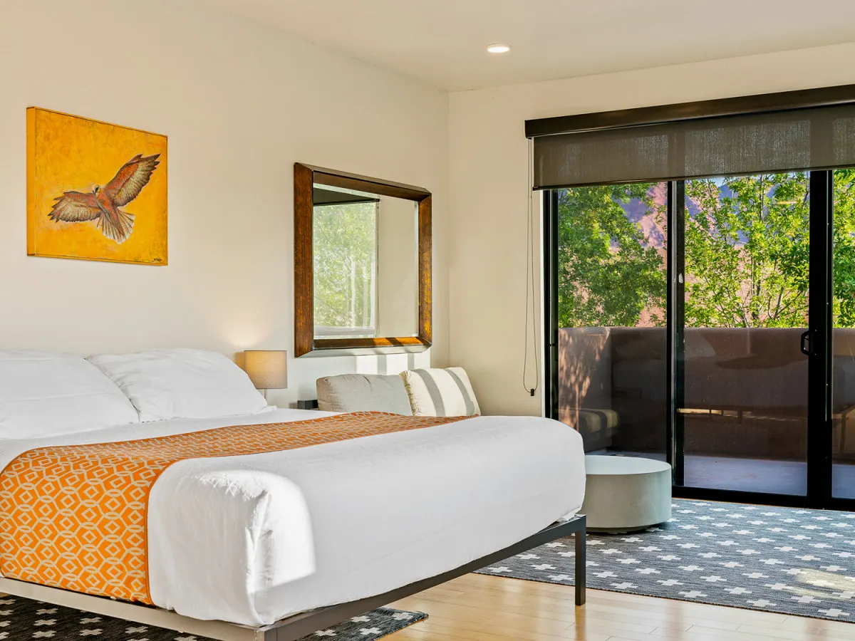 The Nest Suite - Second Floor Studio 11