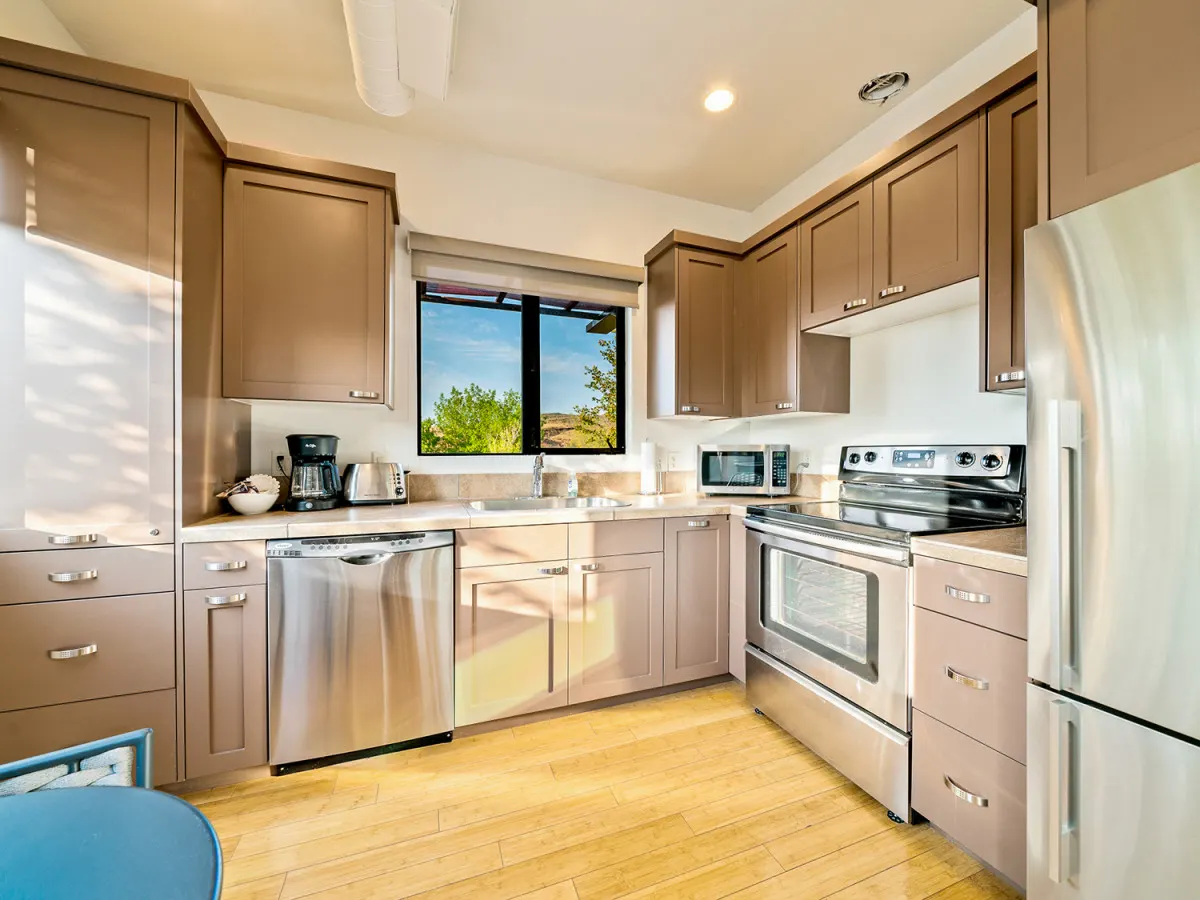 The Nest Suite - Second Floor Studio 7