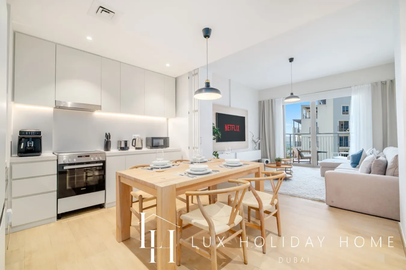 LUX The Le Pont Sea View Suite 2
