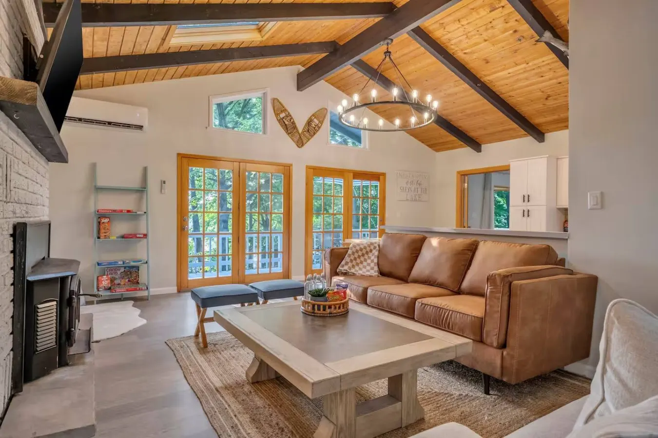Pocono Lake Therapy House | Kayaks and Sunset View