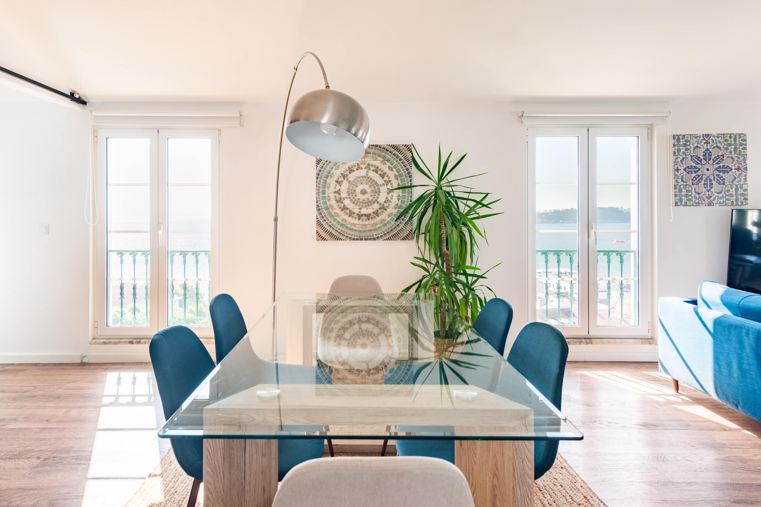 Elegant Chiado Rooftop • Tagus View • 3BR • AC — photo 2
