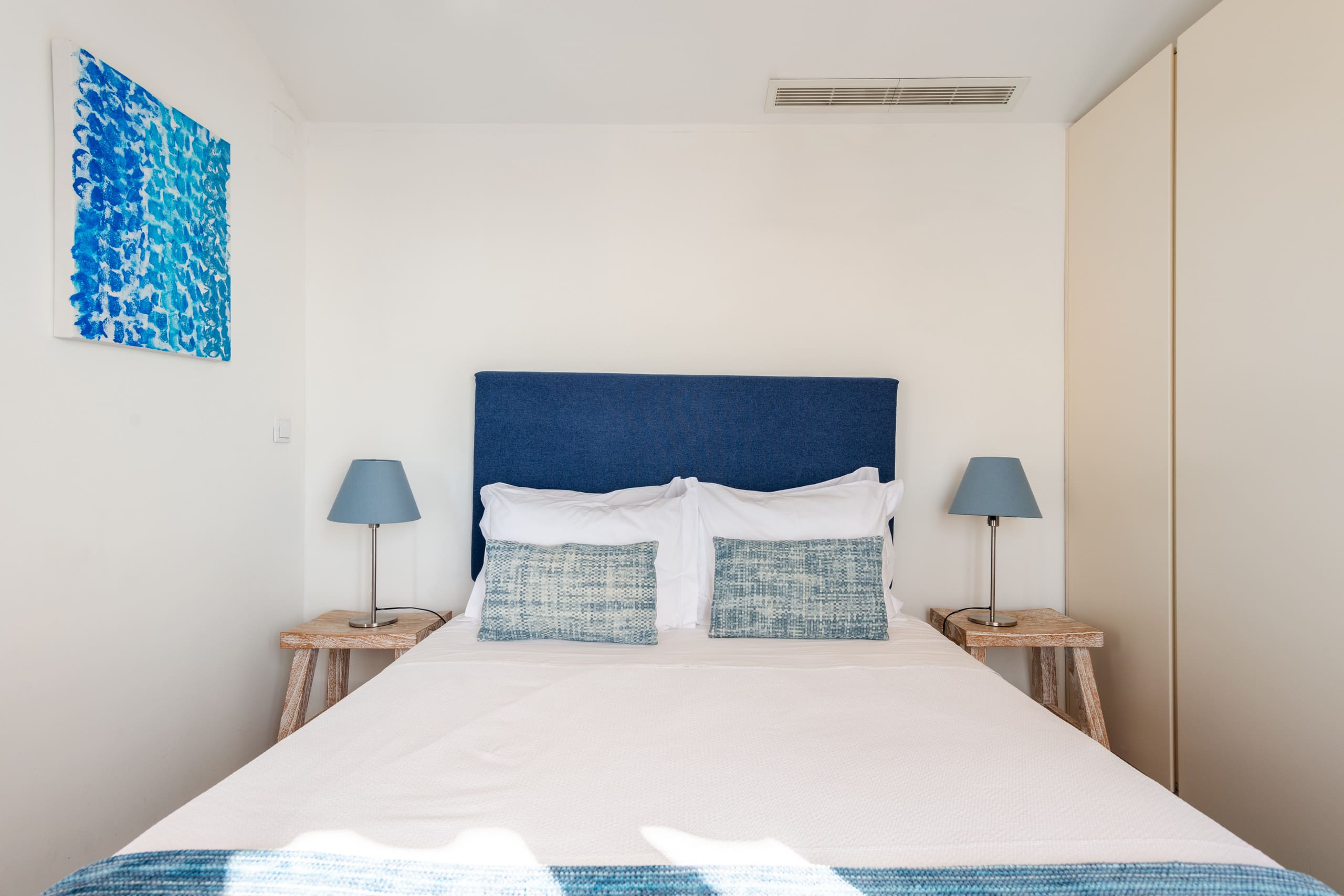 Elegant Chiado Rooftop Tagus View 3BR AC 18