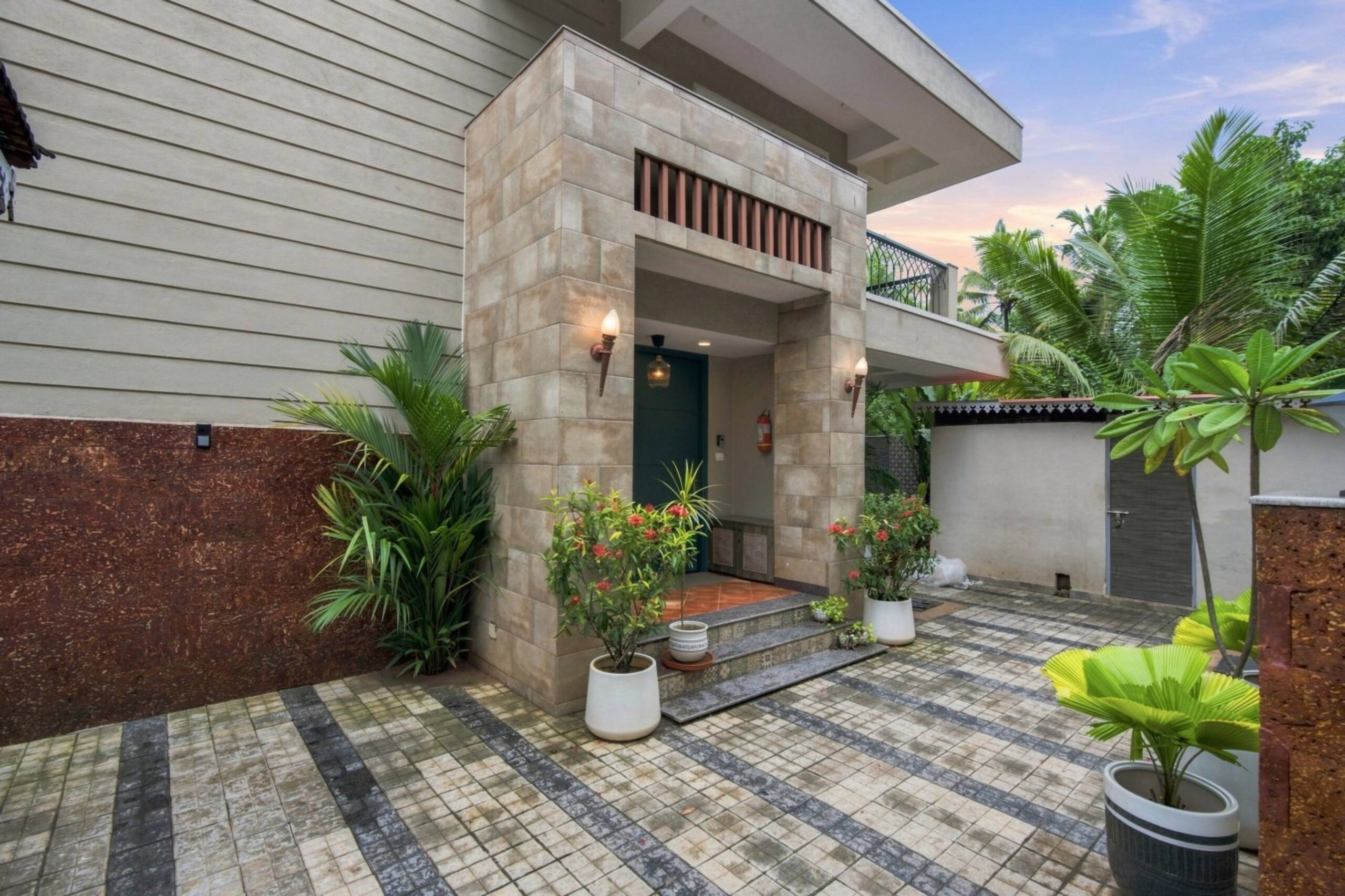 The Greendoor Villa - Varca, Pvt pool, near beach — photo 4