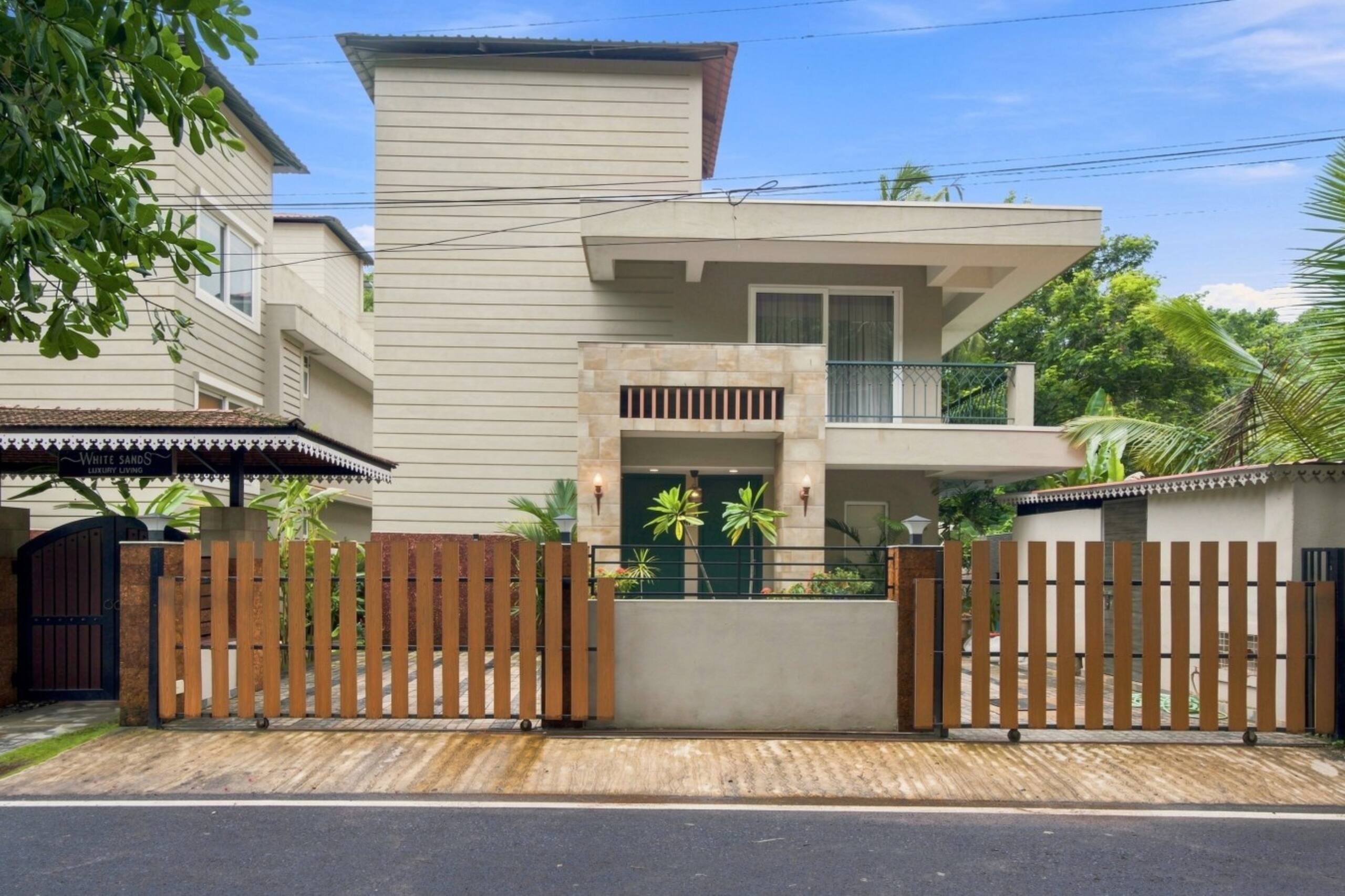 The Greendoor Villa - Varca, Pvt pool, near beach 40