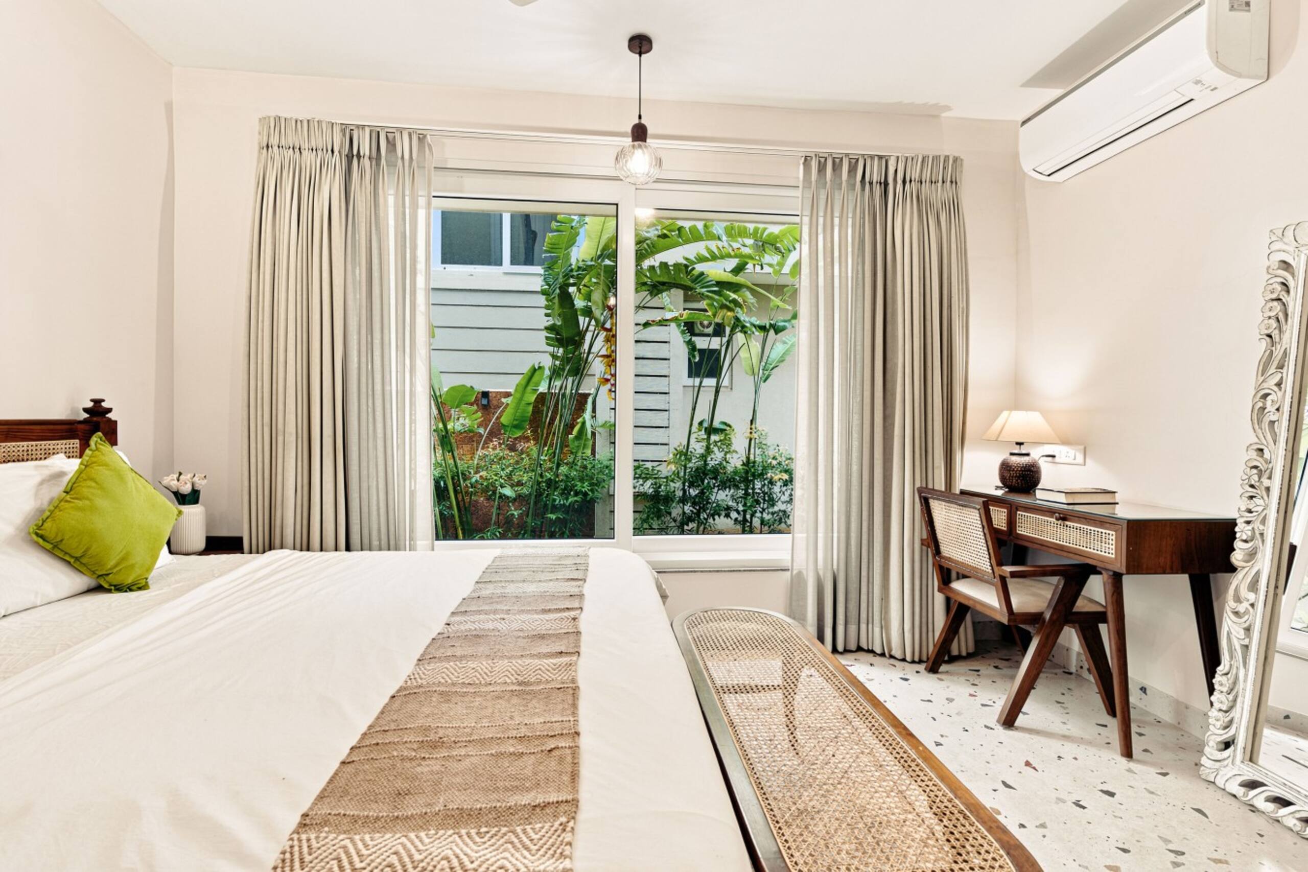 The Greendoor Villa - Varca, Pvt pool, near beach 7