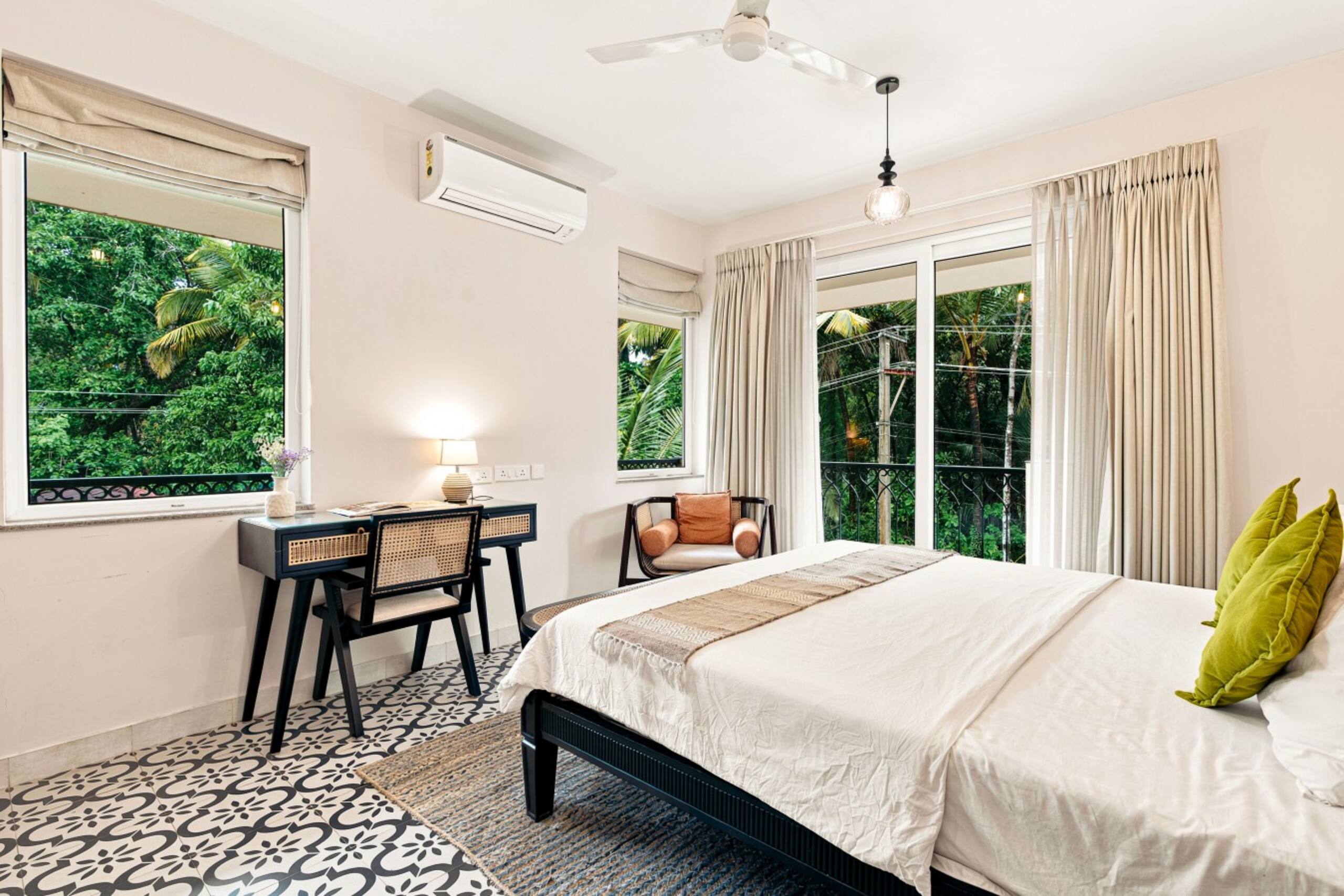 The Greendoor Villa - Varca, Pvt pool, near beach 26
