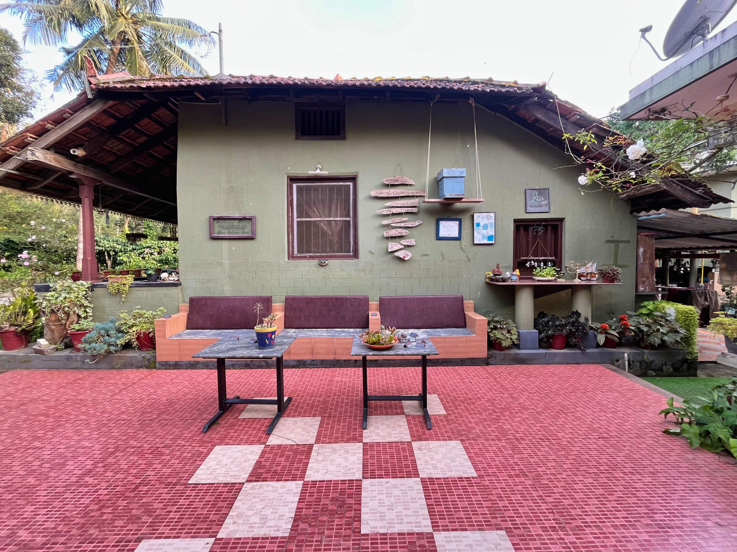 Coffee Estate Stay | Felice Stays 35