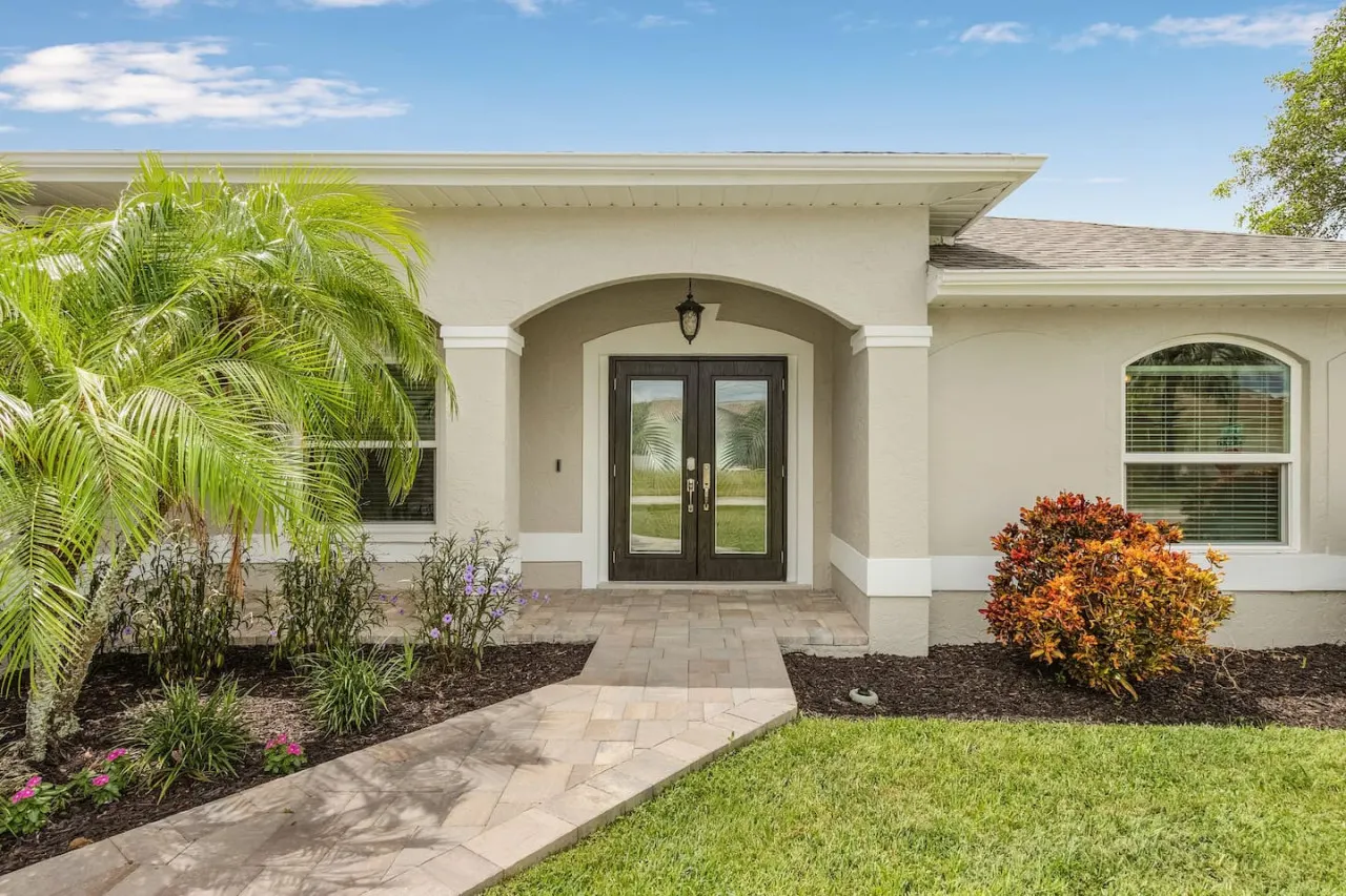 Paradise Found! Relaxing Pool home in Cape Coral 11
