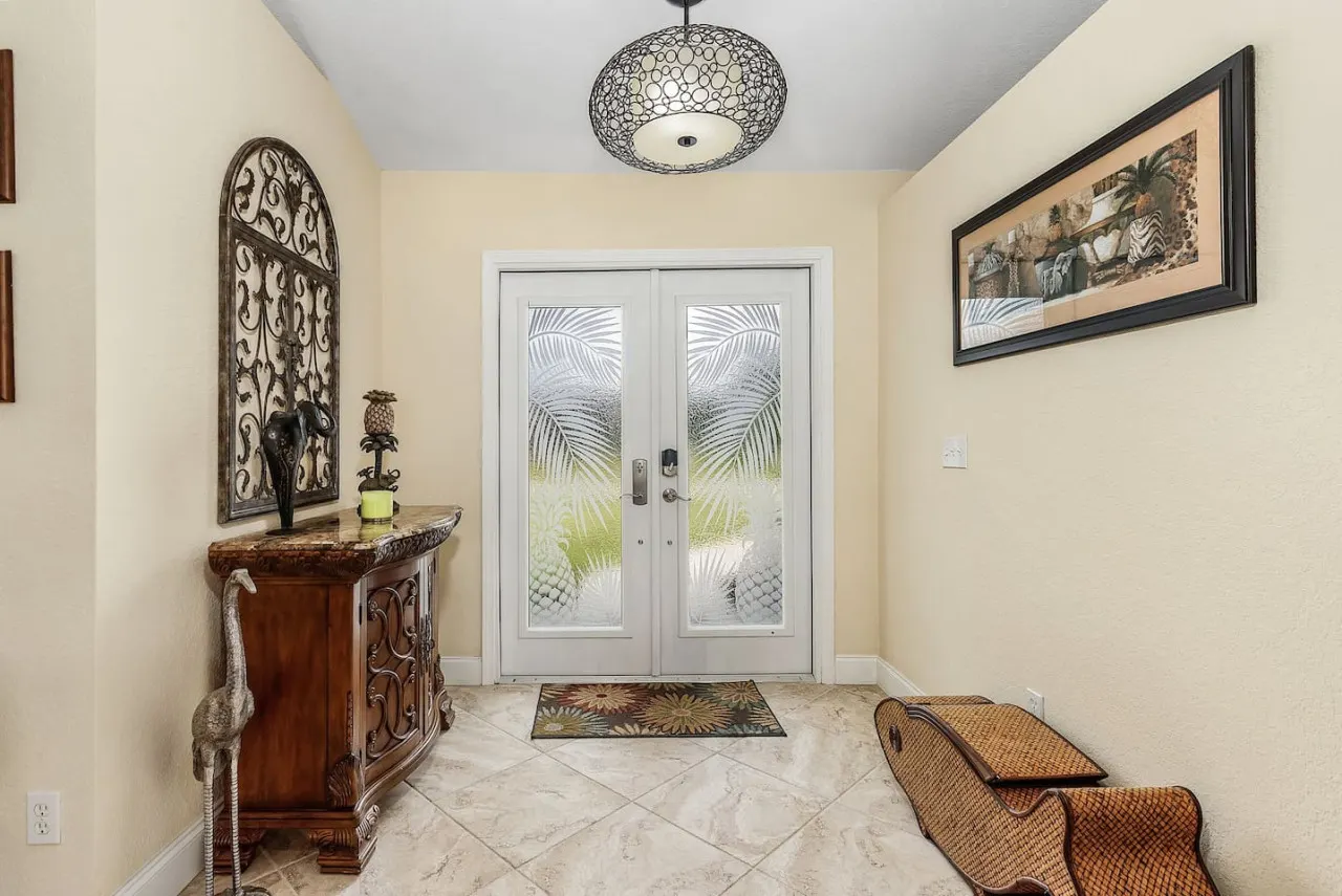 Paradise Found! Relaxing Pool home in Cape Coral 12