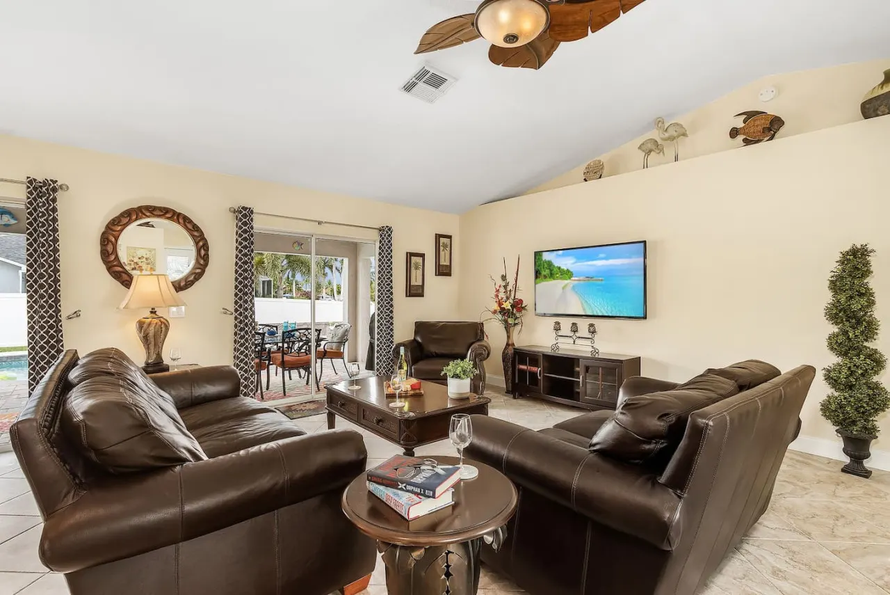 Paradise Found! Relaxing Pool home in Cape Coral 13