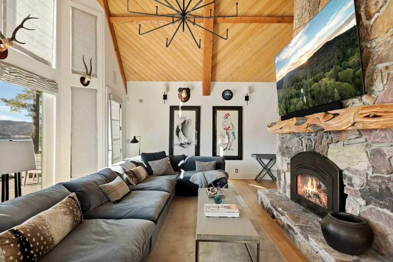 Whimsy by the Water Lakefront Cabin & Hot Tub 15