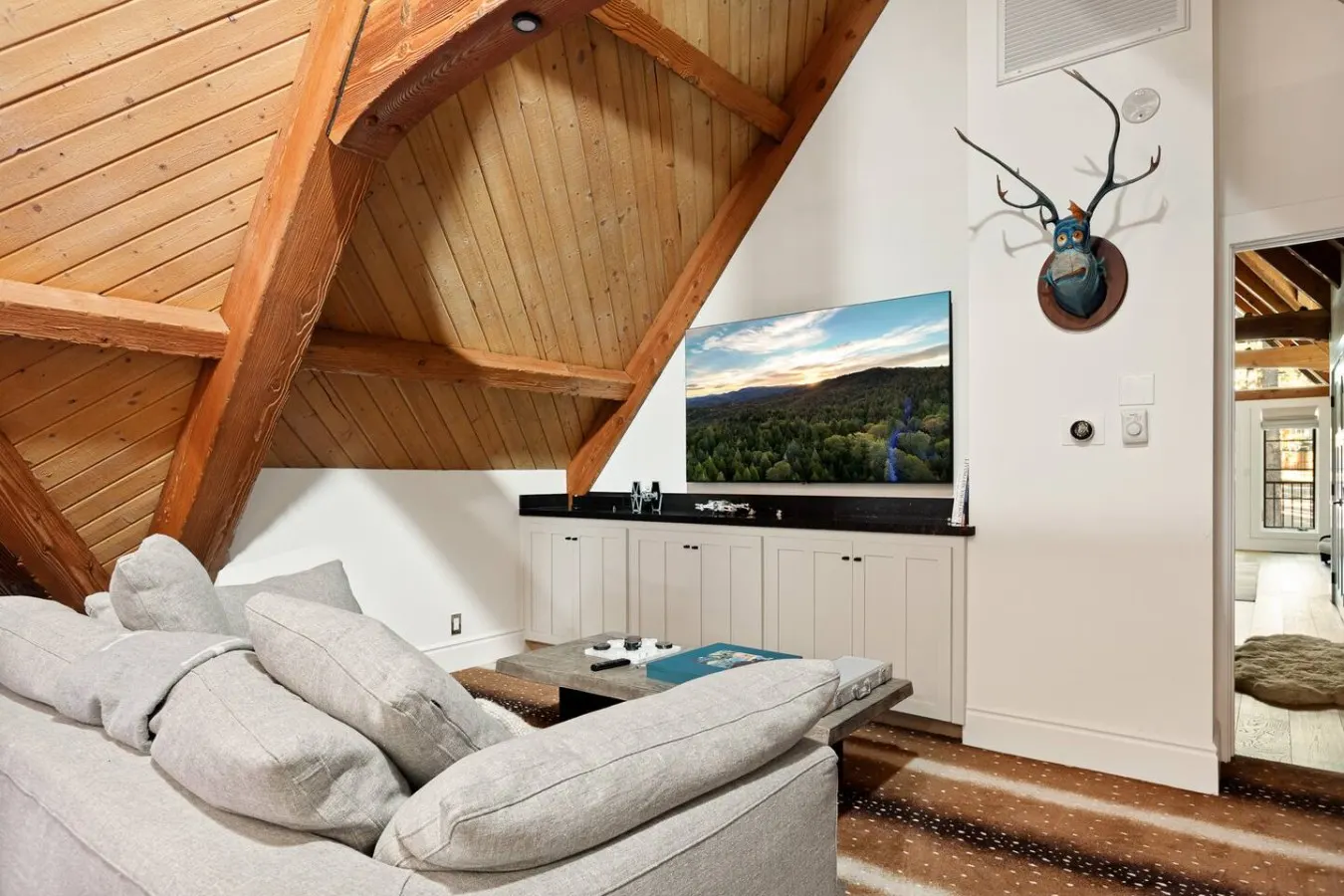 Whimsy by the Water Lakefront Cabin & Hot Tub 20