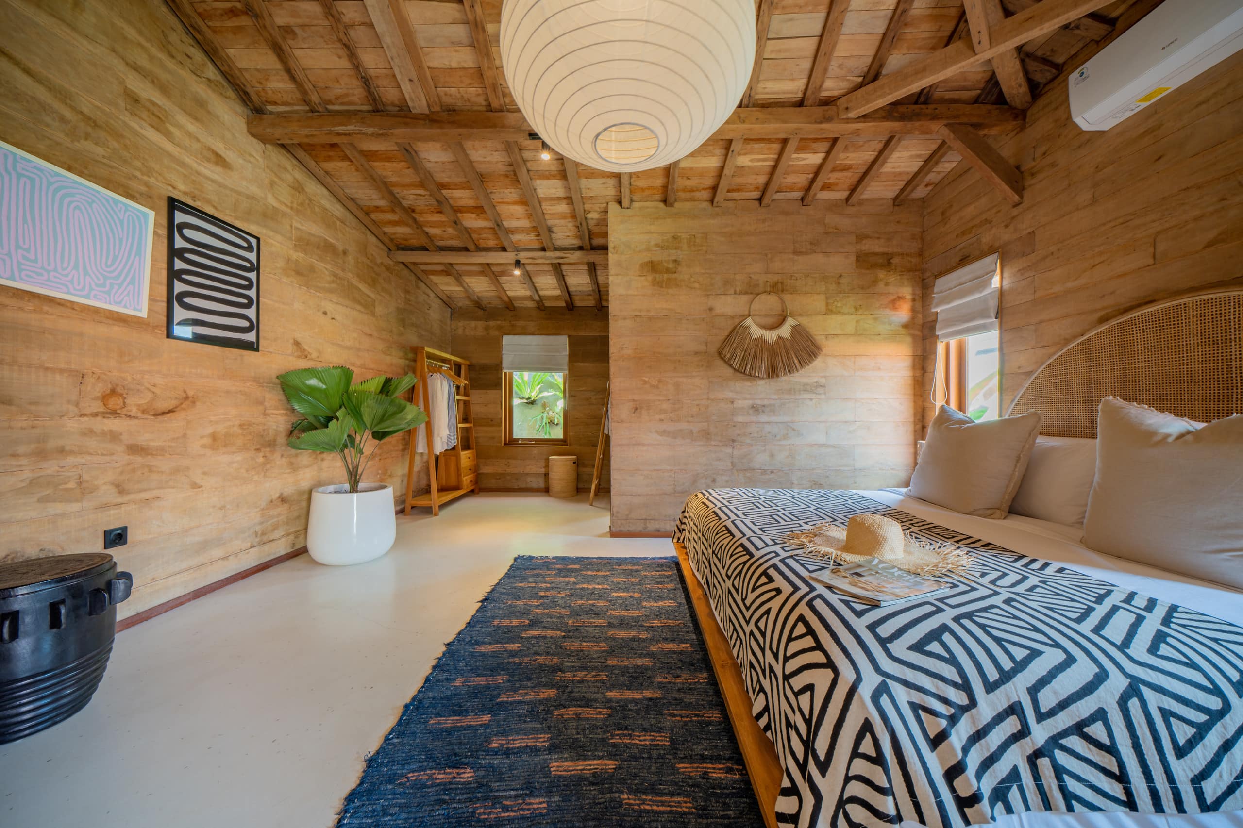 7BR Staffed Villa Canggu • Sleeps 14 • Breakfast 25