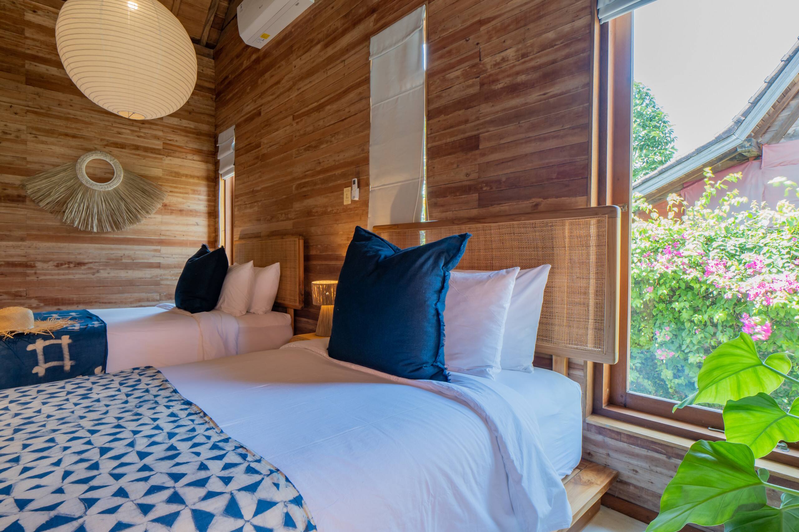 7BR Staffed Villa Canggu • Sleeps 14 • Breakfast 31
