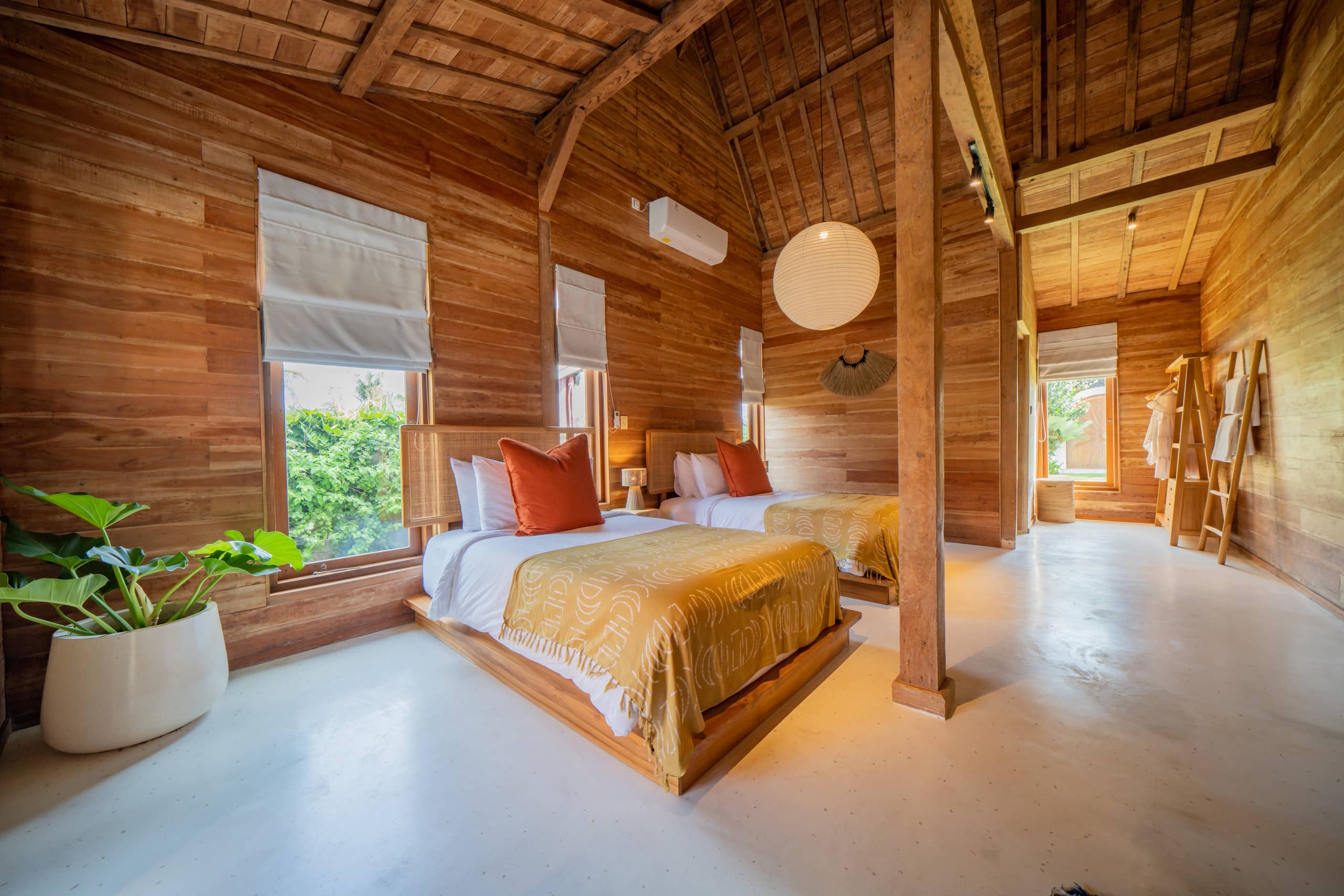 7BR Staffed Villa Canggu • Sleeps 14 • Breakfast 33