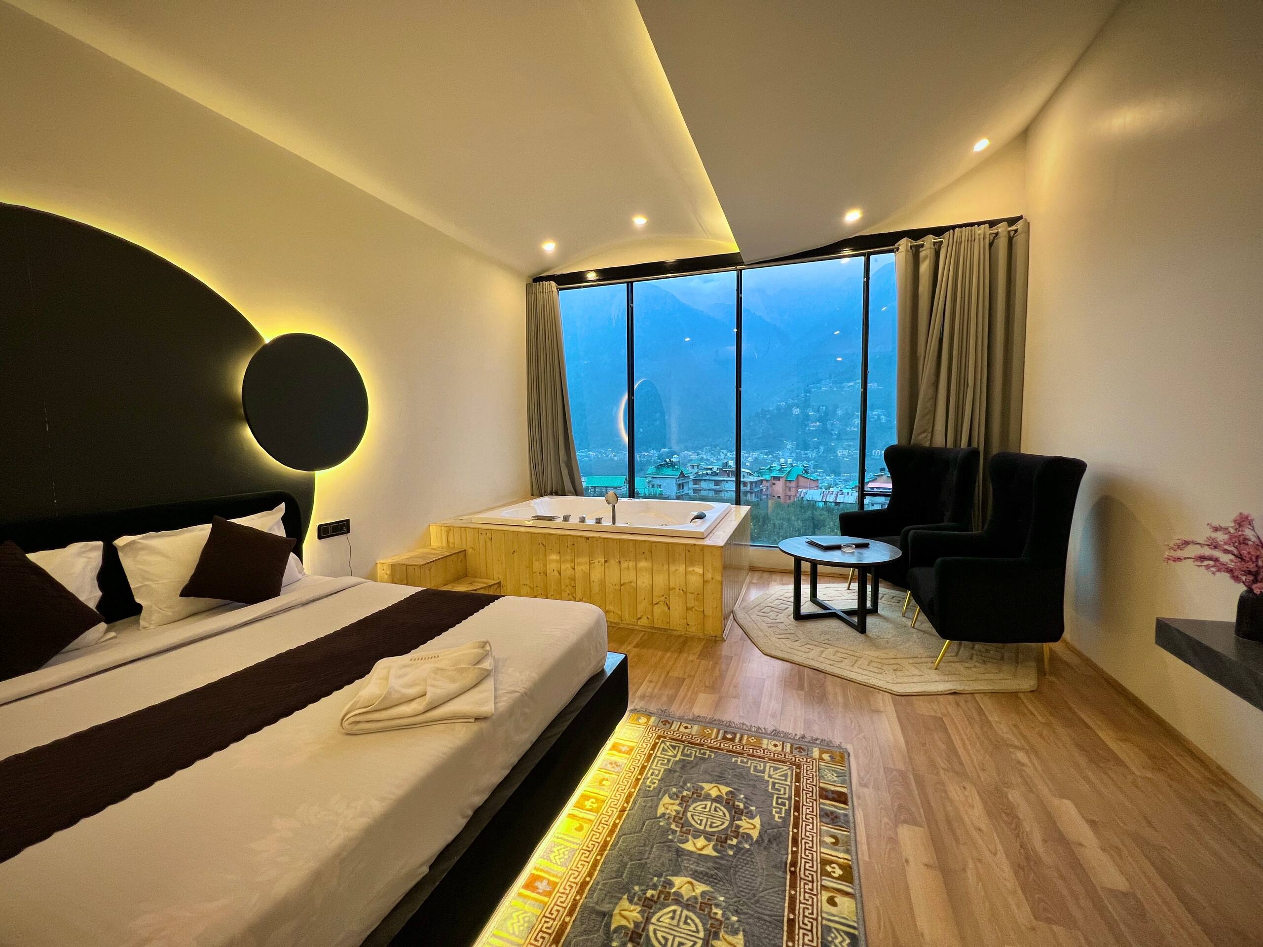 5 Room Jacuzzi glass house Manali 19